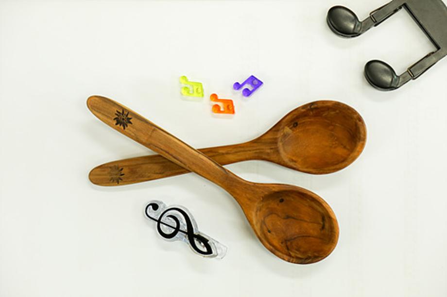 숟가 락난타.jpg